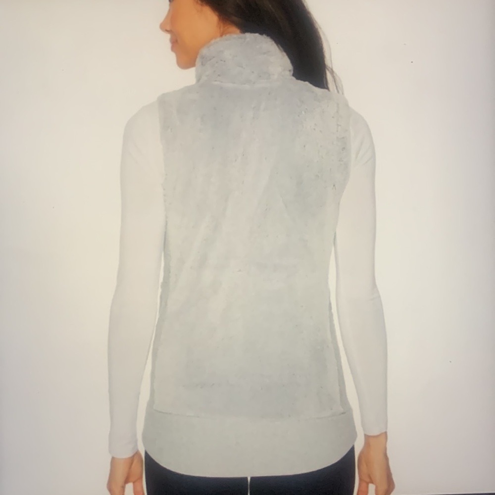 The North Face Furry Fleece Vest - Picture 2 of 10
